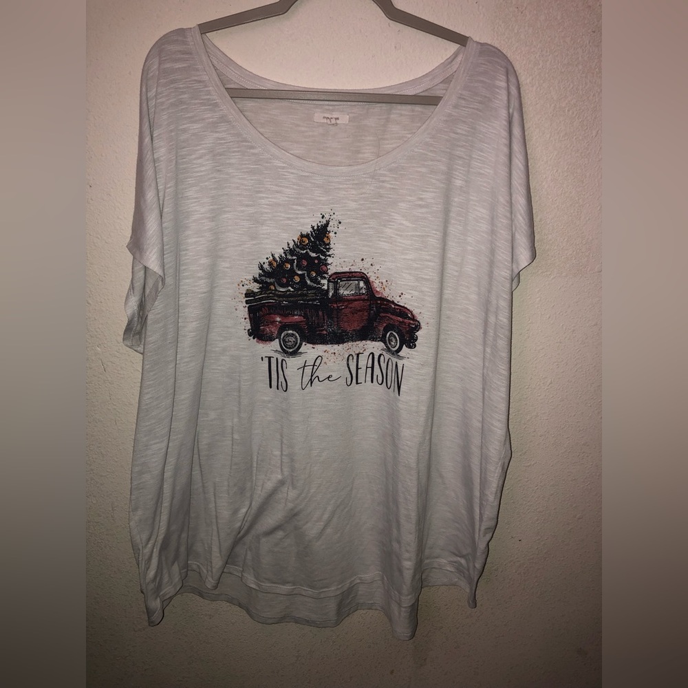 🧡 MAURICES Size 28w-30w Tis The Season Tee EUC